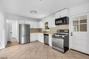 106 Mountain Ave, Berkeley Heights Township, NJ 07922 - Photo 11