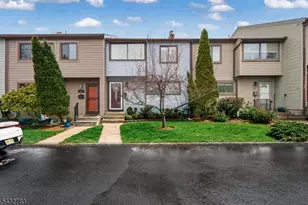424 Tall Oak Ln, Hillsborough Township, NJ 08844 - Photo 1