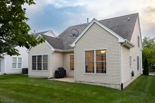 19 Bayard Rd, Franklin Township, NJ 08873 - Photo 17