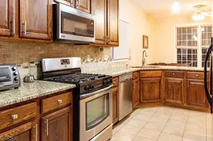 19 Bayard Rd, Franklin Township, NJ 08873 - Photo 9