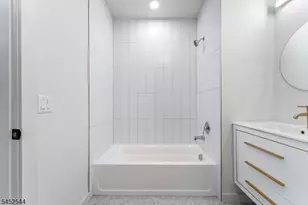 55 Washington St, East Orange, NJ 07017 - Photo 15