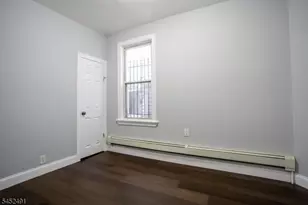 126 Wade St, Jersey City, NJ 07305 - Photo 29