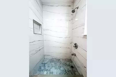 126 Wade St, Jersey City, NJ 07305 - Photo 23
