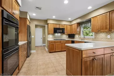 12 Eagle Nest Ln, Washington Township, NJ 07853 - Photo 15