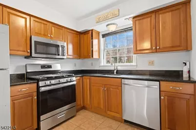 179 Roseland Ave #7, Caldwell, NJ 07006 - Photo 9