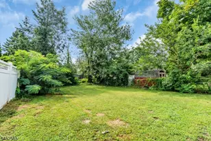 309 Raritan Rd, Linden, NJ 07036 - Photo 41