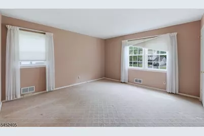 111 Primrose Dr, New Providence, NJ 07974 - Photo 15