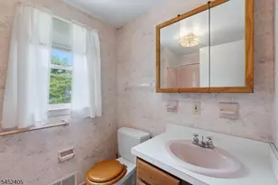 111 Primrose Dr, New Providence, NJ 07974 - Photo 23