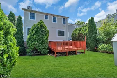 81 Crane St, Newark, NJ 07104 - Photo 25