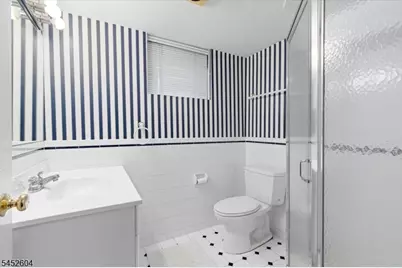 142 Ascension St, Passaic, NJ 07055 - Photo 15