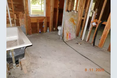 211 Pickle Rd, Washington Township, NJ 07830 - Photo 15