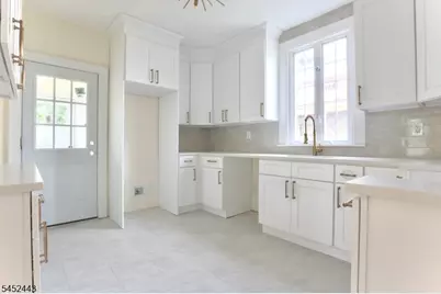 2071 State Route 35, Sayreville, NJ 08879 - Photo 13