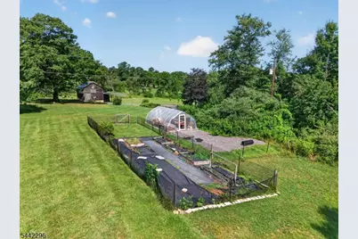 339 Hackett Rd, Bethlehem Township, NJ 08827 - Photo 17