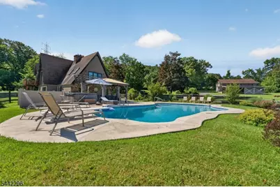 339 Hackett Rd, Bethlehem Township, NJ 08827 - Photo 9