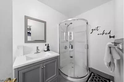 28 Butler St, Clifton, NJ 07011 - Photo 13