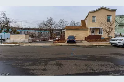 28 Butler St, Clifton, NJ 07011 - Photo 27