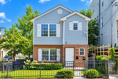 586 15th Ave, Newark, NJ 07103 - Photo 1