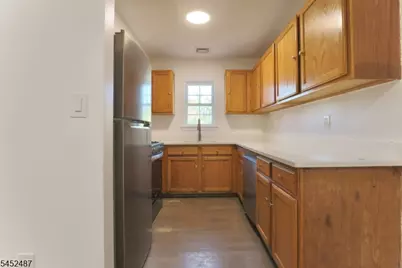 586 15th Ave, Newark, NJ 07103 - Photo 9