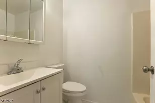 586 15th Ave, Newark, NJ 07103 - Photo 13
