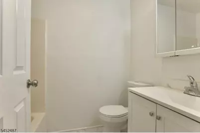 586 15th Ave, Newark, NJ 07103 - Photo 11