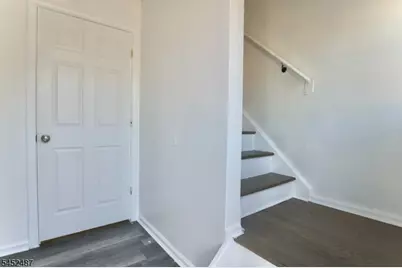 586 15th Ave, Newark, NJ 07103 - Photo 25