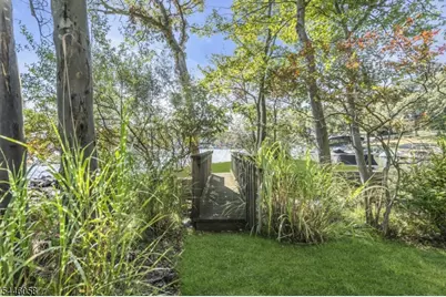 22 Ithanell Rd, Hopatcong, NJ 07843 - Photo 25