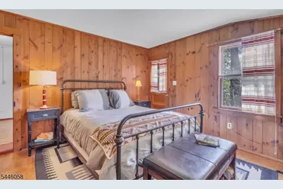 22 Ithanell Rd, Hopatcong, NJ 07843 - Photo 15