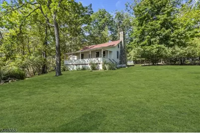 22 Ithanell Rd, Hopatcong, NJ 07843 - Photo 3