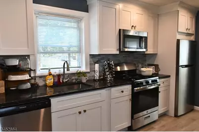 139 Ray St #1, Garfield, NJ 07026 - Photo 3