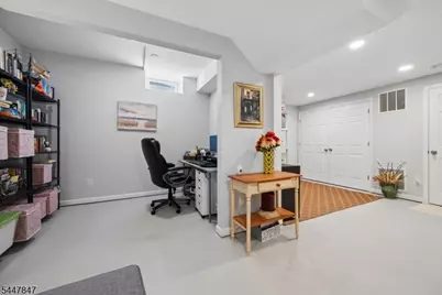 8 Hopkinson Ln, Franklin Township, NJ 08873 - Photo 31