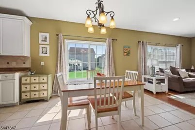 8 Hopkinson Ln, Franklin Township, NJ 08873 - Photo 11