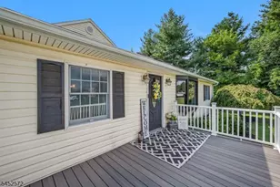 5 Mill Brook Rd, Raritan Township, NJ 08822 - Photo 3