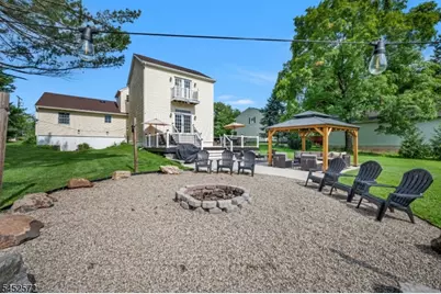 5 Millbrook Rd, Raritan Township, NJ 08822 - Photo 9