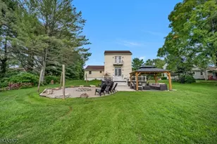 5 Mill Brook Rd, Raritan Township, NJ 08822 - Photo 7