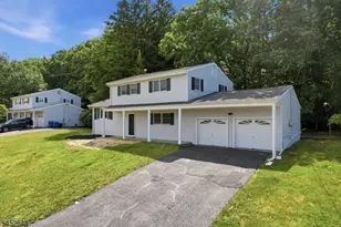 334 Daniel St, Rockaway Township, NJ 07801 - Photo 3