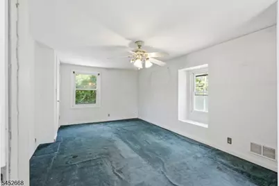 71 Center St, West Milford, NJ 07480 - Photo 17