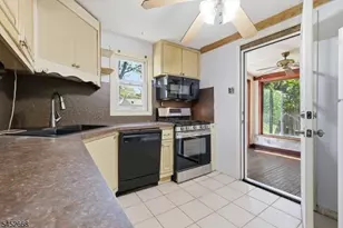 71 Center St, West Milford, NJ 07480 - Photo 11