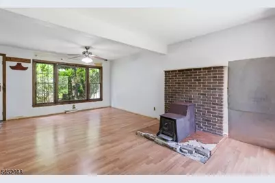 71 Center St, West Milford, NJ 07480 - Photo 7
