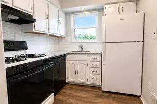 504 Nottingham Way, Raritan Township, NJ 08822 - Photo 15