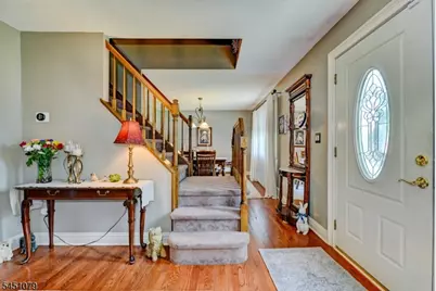 115 Olive Ave, Pompton Lakes, NJ 07442 - Photo 9