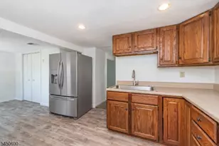29 Broad St Unit, Branchville, NJ 07826 - Photo 5