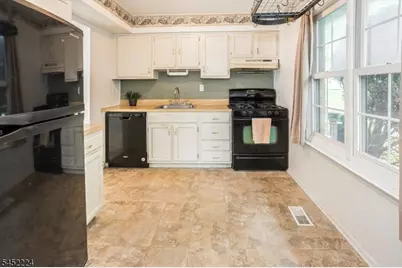 157 Cynthia Dr, Mansfield Township, NJ 07840 - Photo 5