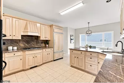 907 Colonia Rd, Elizabeth, NJ 07208 - Photo 13