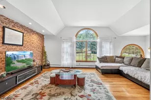 251 W Mountain Rd, Sparta Township, NJ 07871 - Photo 9
