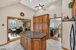 251 W Mountain Rd, Sparta Township, NJ 07871 - Photo 15