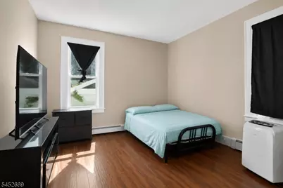 596 S 19th St, Newark, NJ 07103 - Photo 27