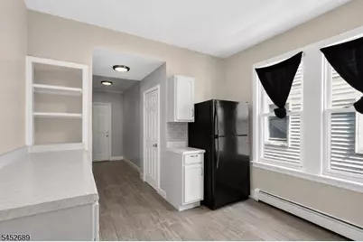 596 S 19th St, Newark, NJ 07103 - Photo 17