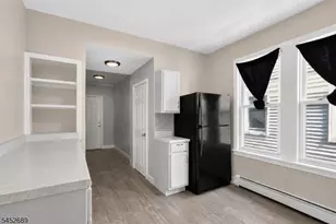596 S 19th St, Newark, NJ 07103 - Photo 17
