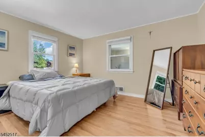 34 Baldwin Ave, South Bound Brook Boro, NJ 08880 - Photo 15