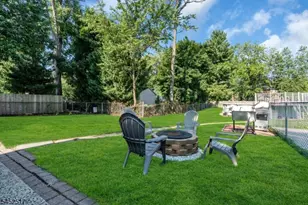 34 Baldwin Ave, South Bound Brook Boro, NJ 08880 - Photo 33